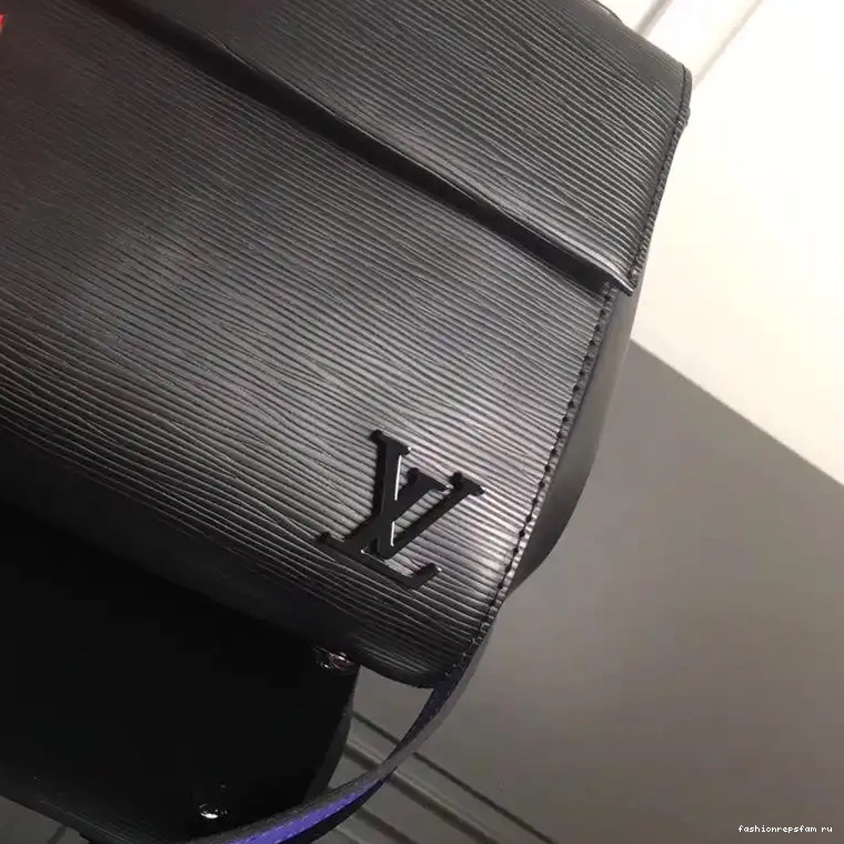 Fashionrep Bags LV 19B570371 0730